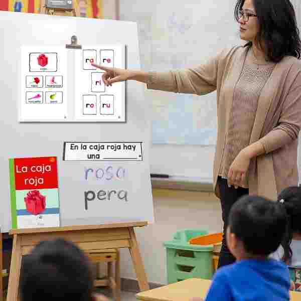 Spanish Decodable Book for Early Readers: La Caja Roja